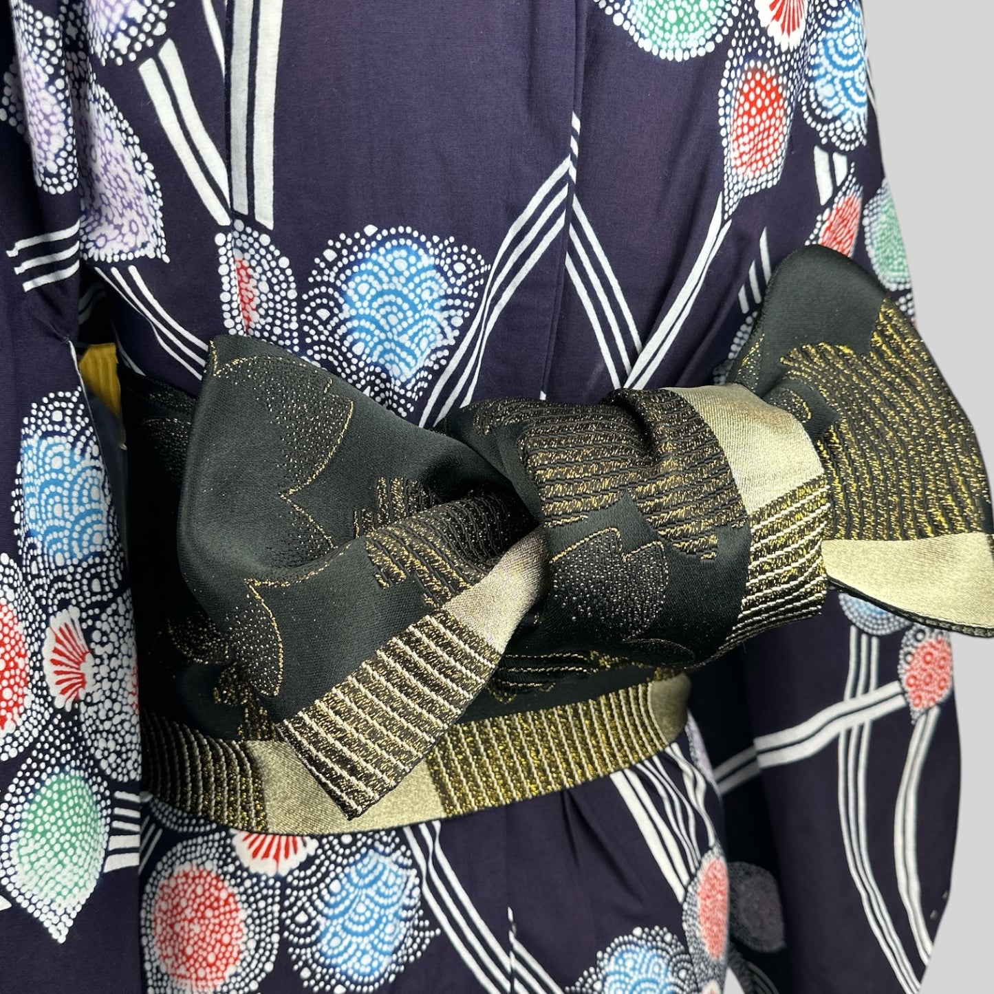 Vintage Retro Yukata Kimono - Luminous Dewdrop