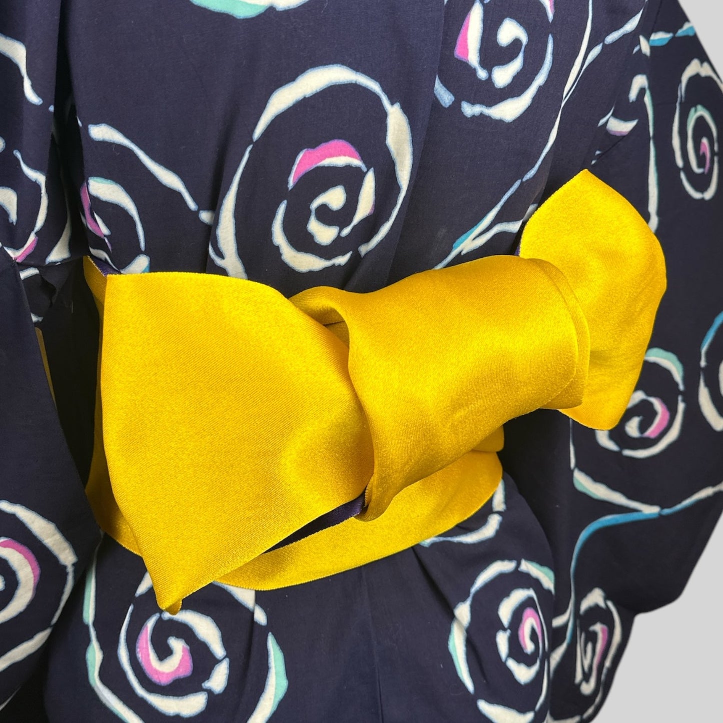 Vintage Retro Yukata Kimono - Celestial Spiral Waltz