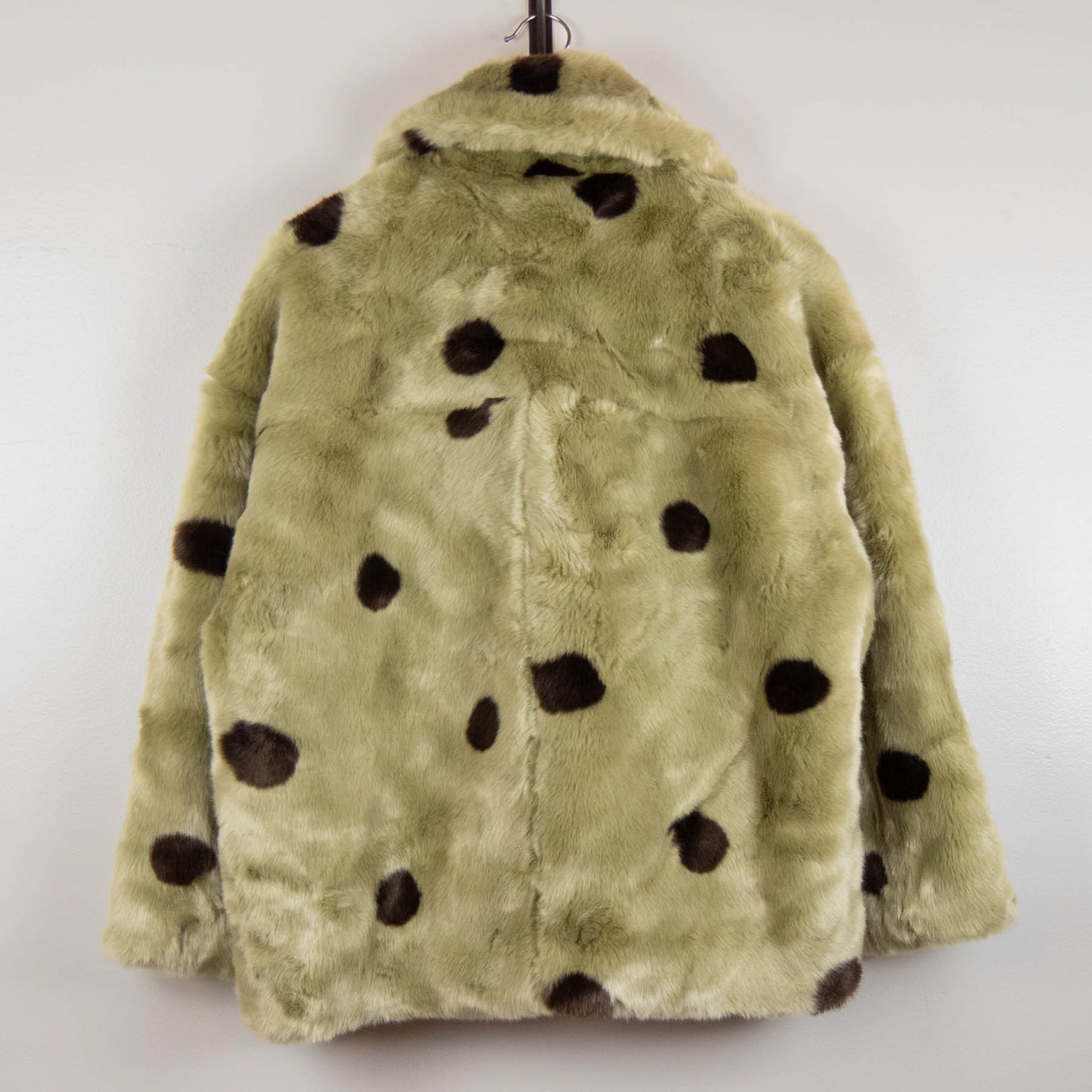 Jakke - Faux Fur Coat Polkadots - Sage Green