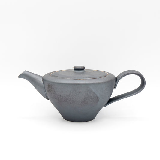 Seizan Yururi  Tea pot- Cobalt Black | Imari Nabeshima Ware