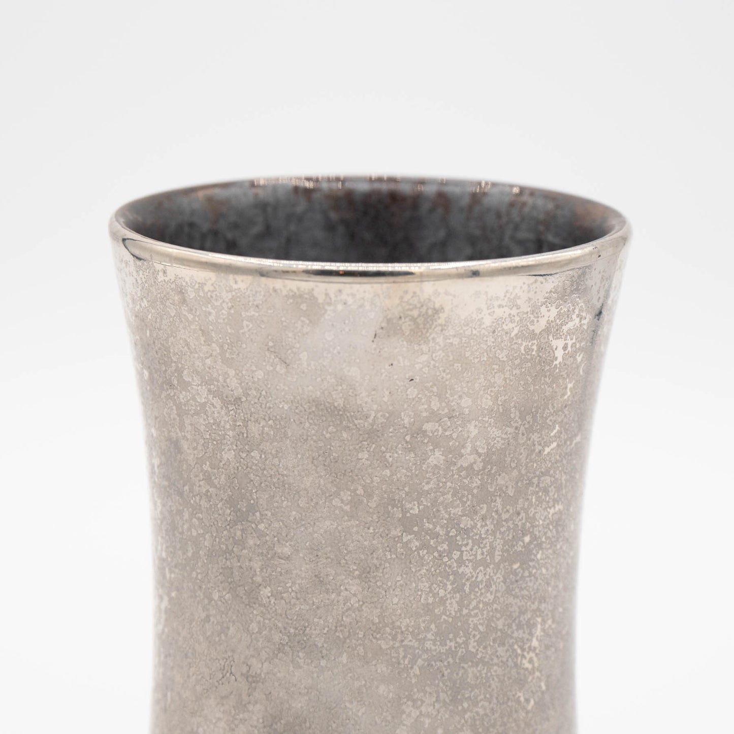 Arita yaki porcelain -Sake glass cup- platinum