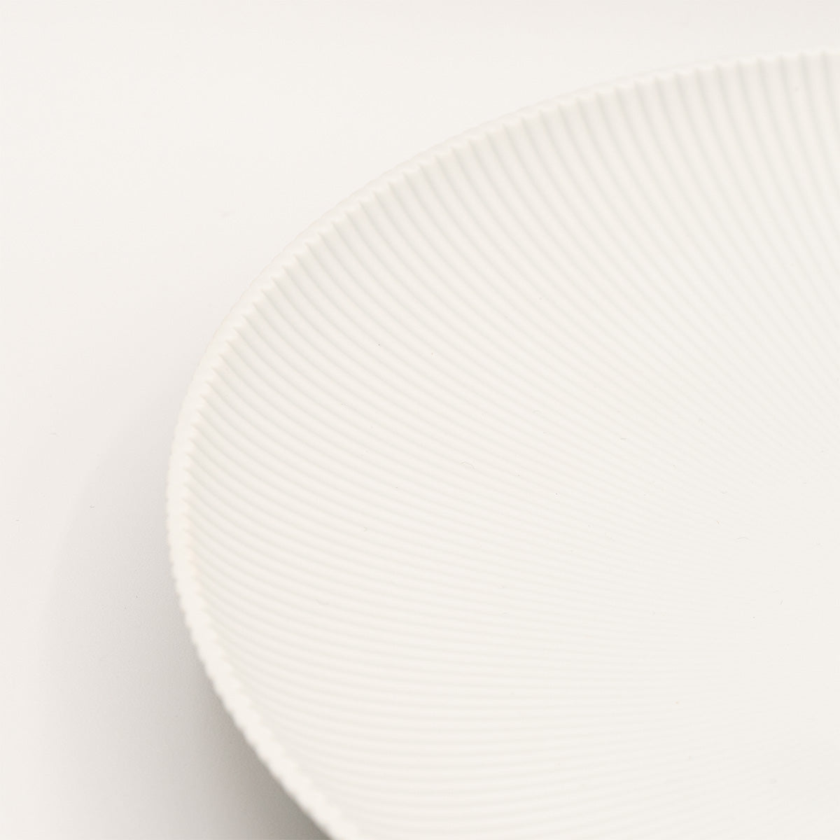 Koransha Porcelain Plate Pinstripe White | Arita Ware