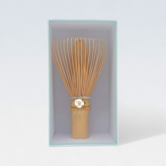 Suikaen Chasen - Bamboo Whisk - Tsubaki