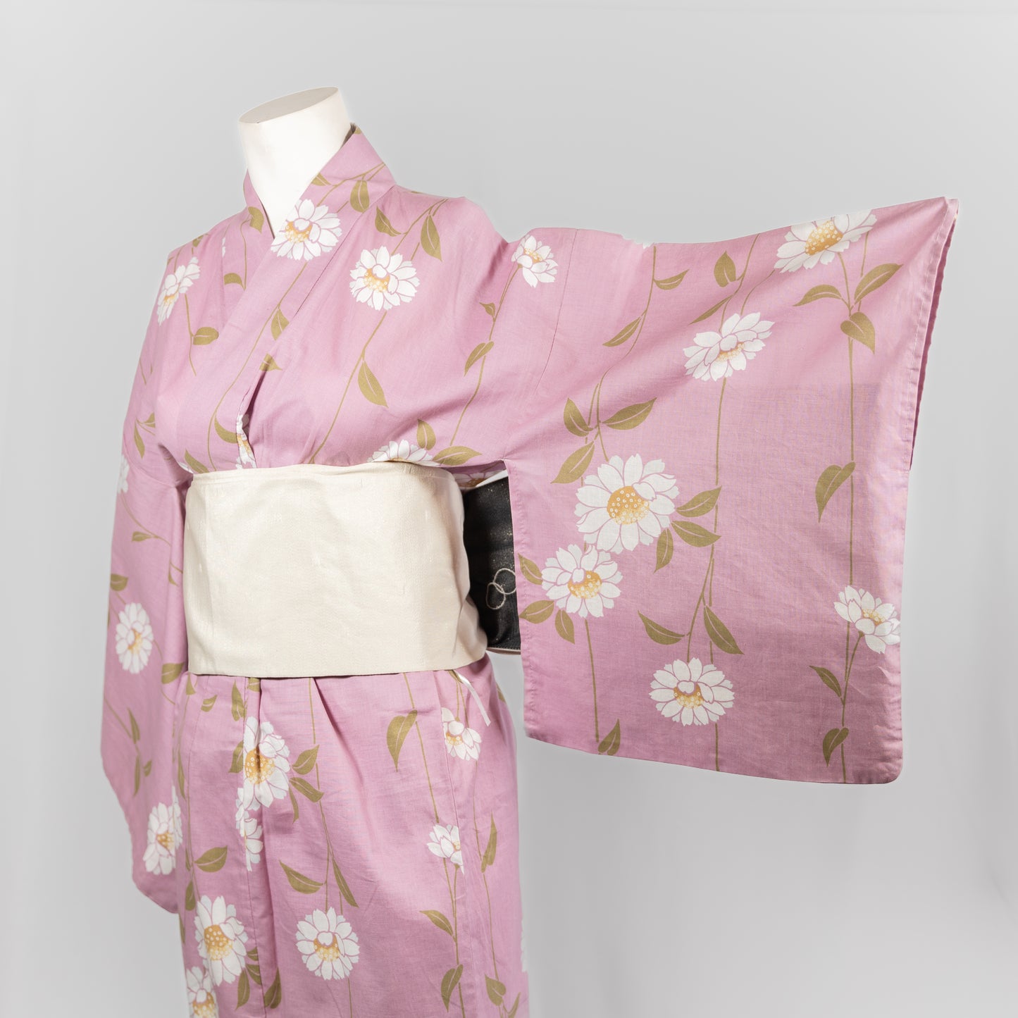 Vintage Yukata Kimono - Daisies in Pink