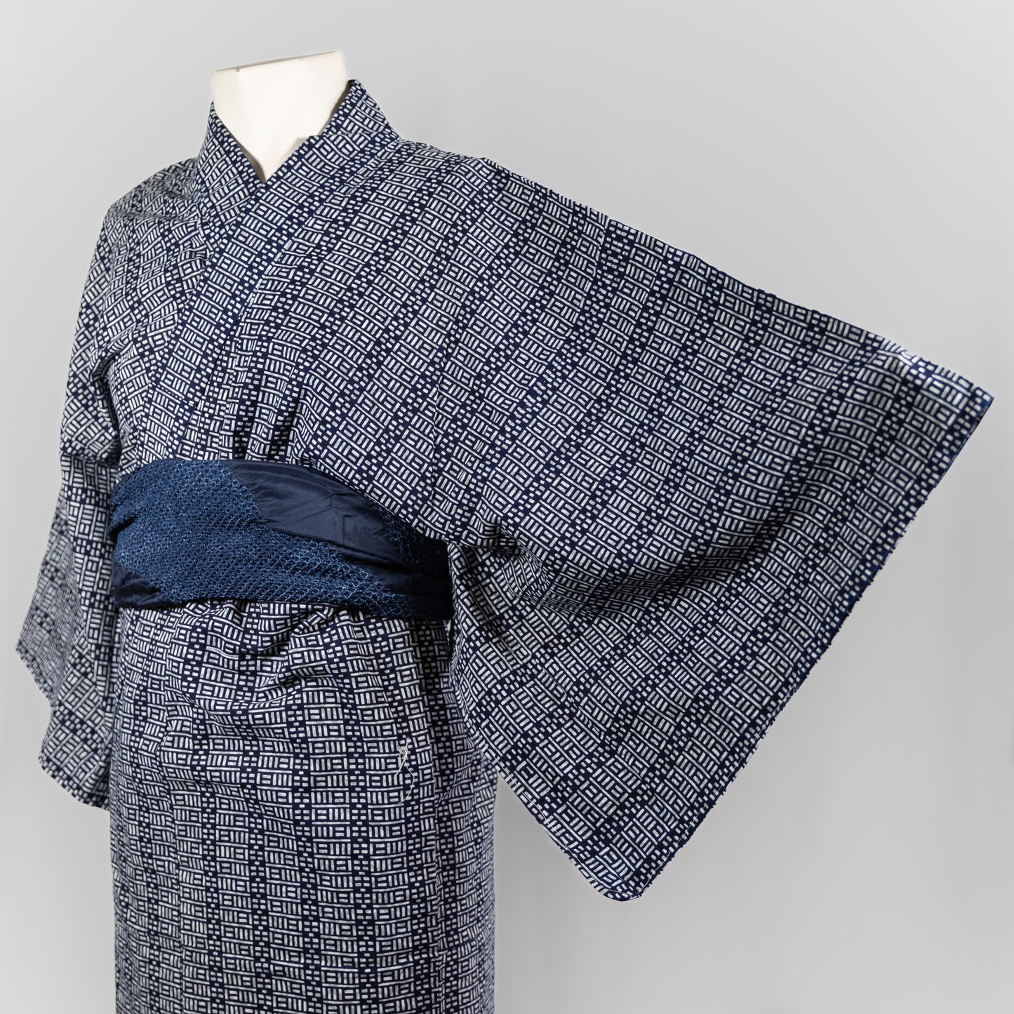 Men's Vintage Yukata Kimono - Navy & White