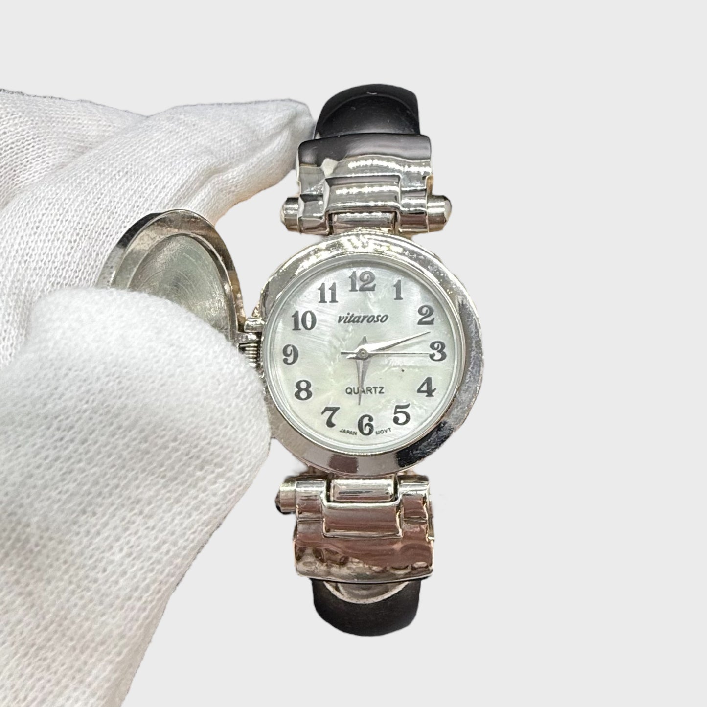 Vintage Bangle Wristwatch (RARE FINDS)