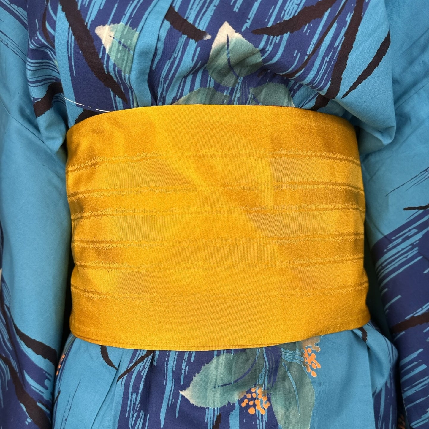 Vintage Retro Yukata Kimono - Azure Wave