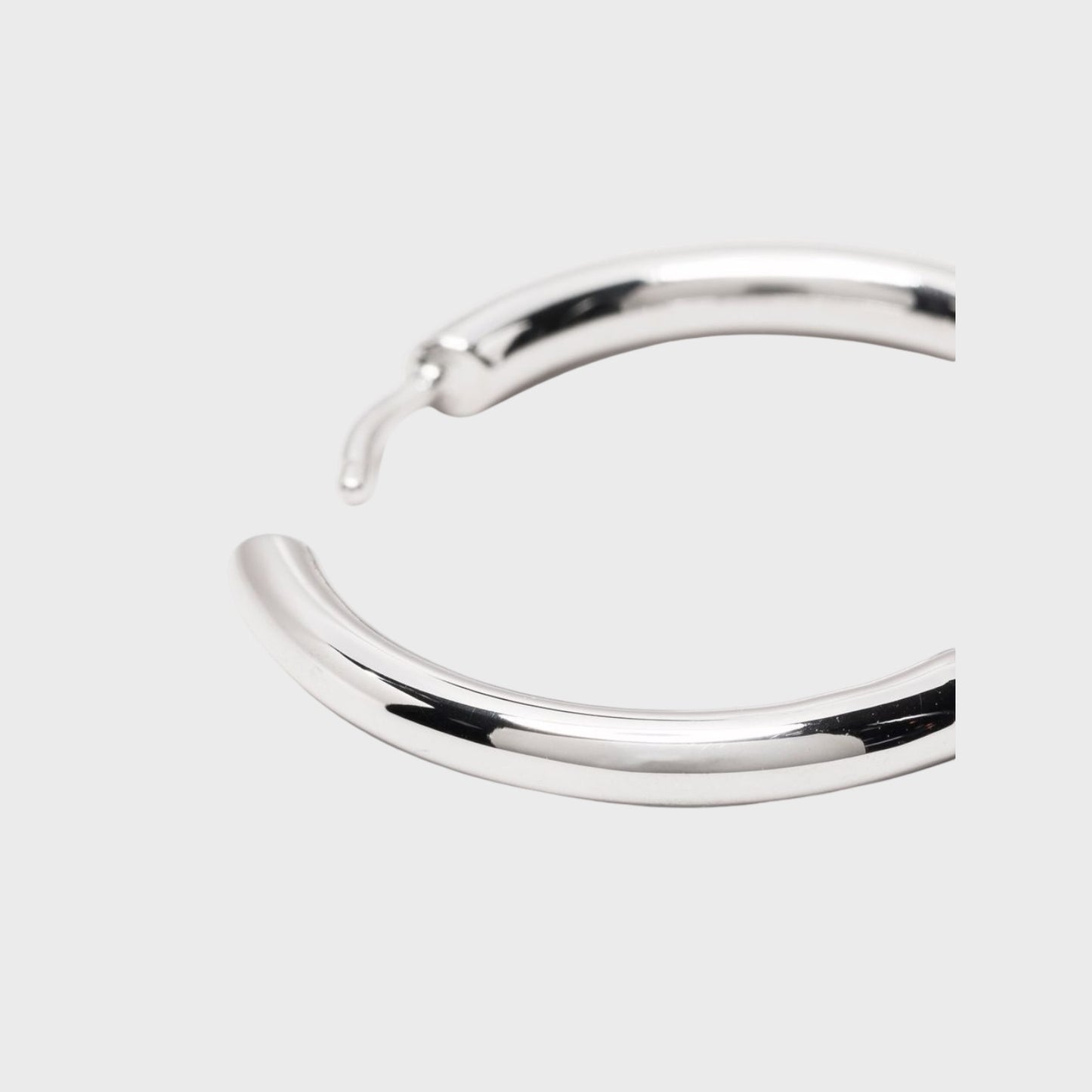 Tomwood - Classic Hoop Earrings Small - Silver