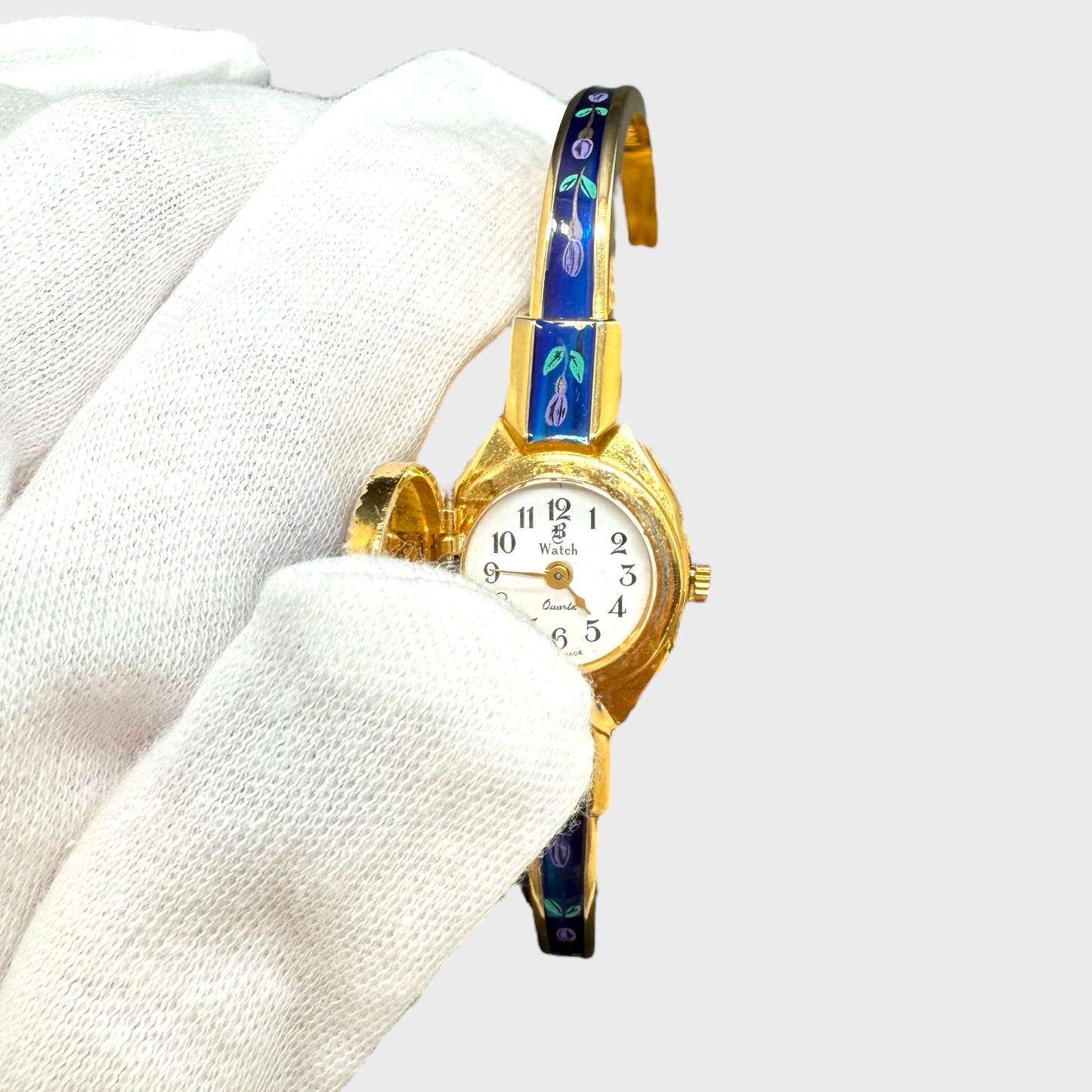 Vintage Bangle Wristwatch (RARE FINDS)