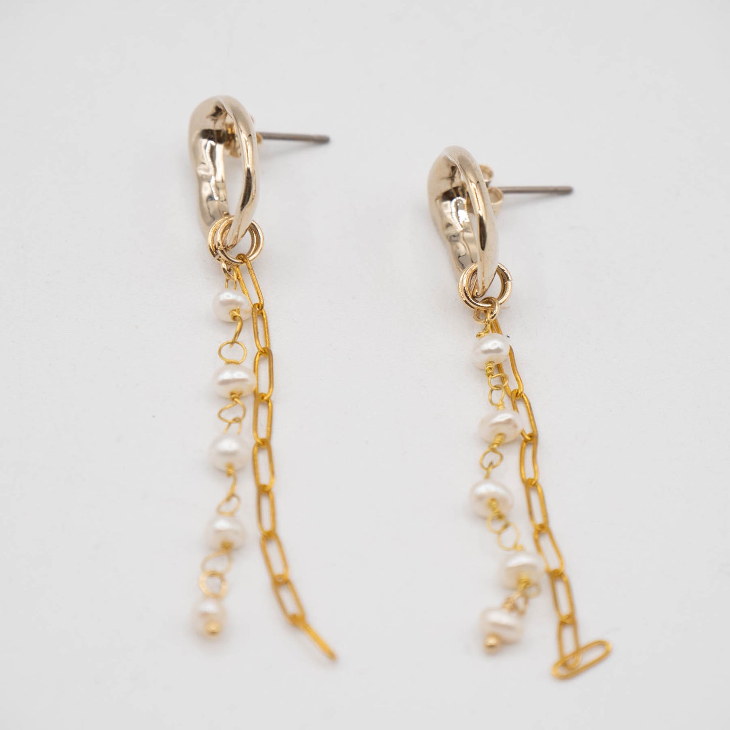 Classchic Couture - Handmade Earring - Gold/Pearl