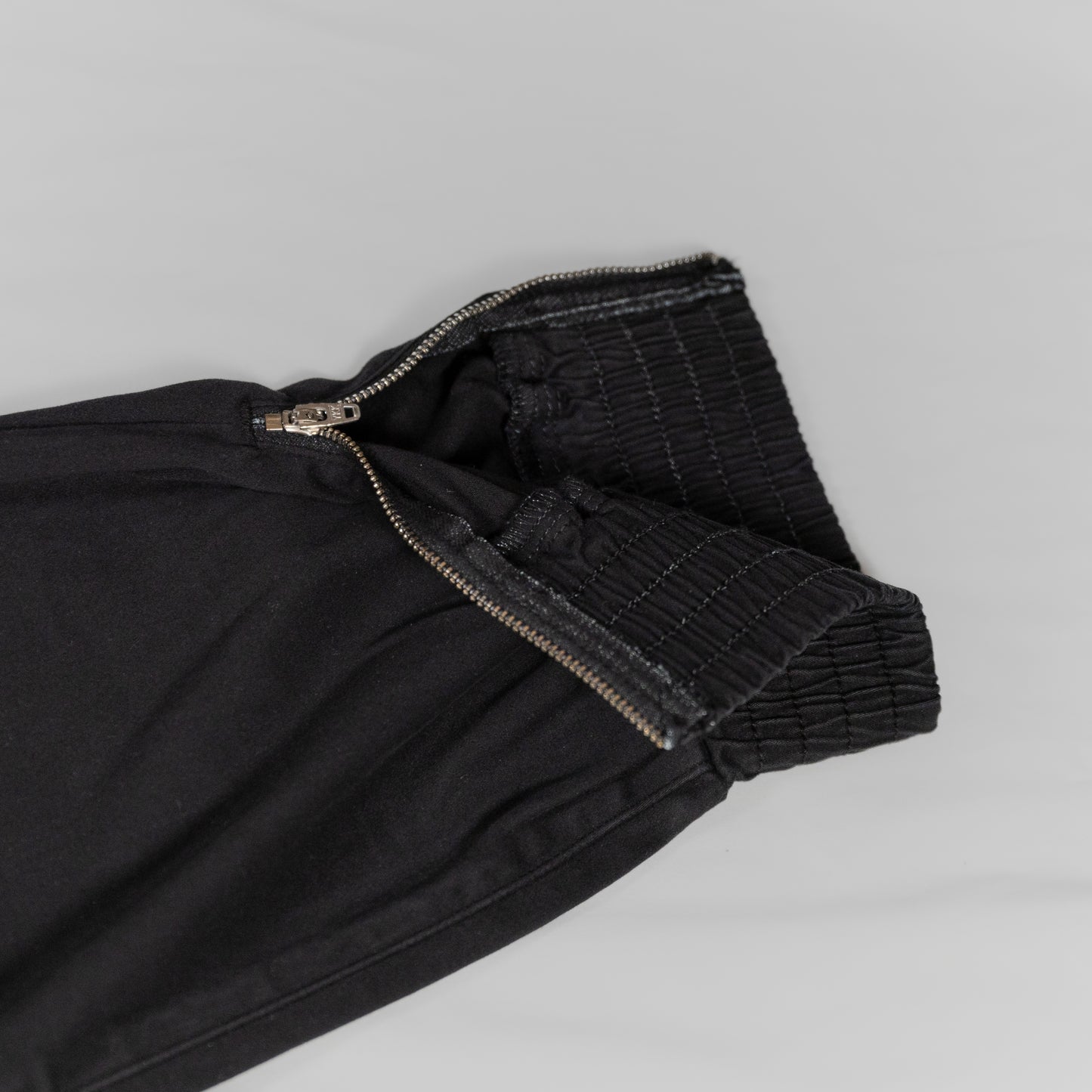 J Brand - Arkin Zip Ankle Jogger - Black