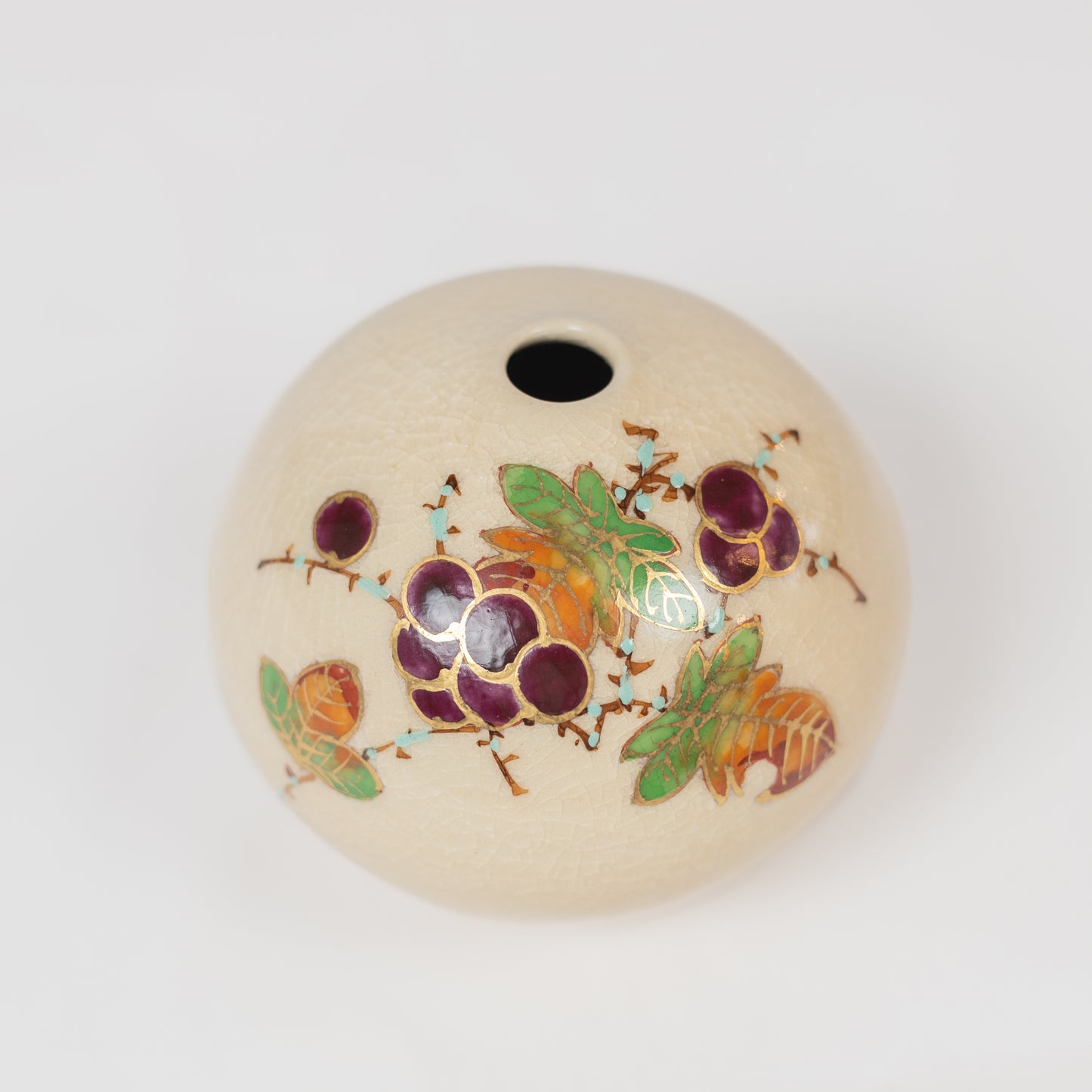 Gyokutozan - Ichirin Vase - Satsuma Ware