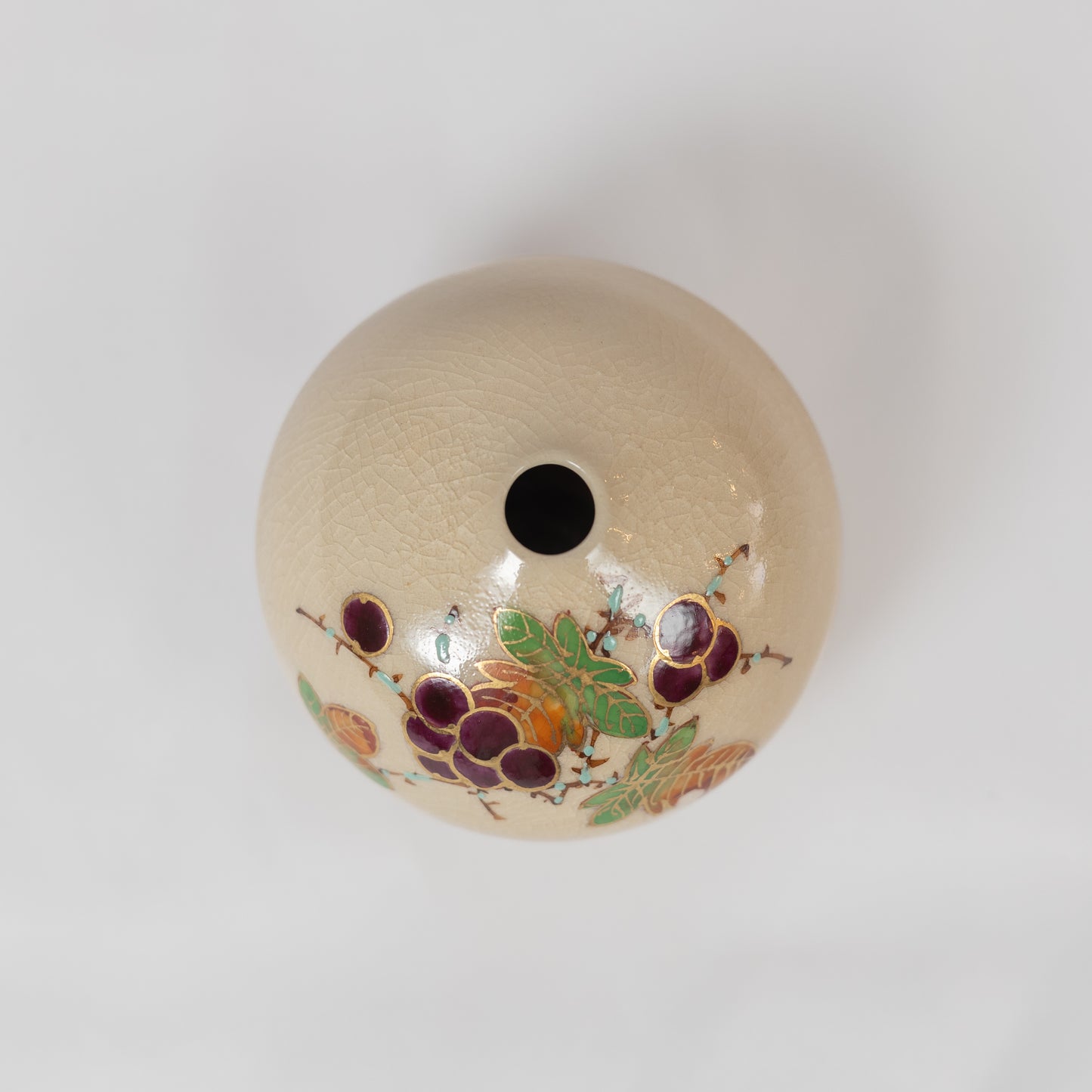 Gyokutozan - Ichirin Vase - Satsuma Ware