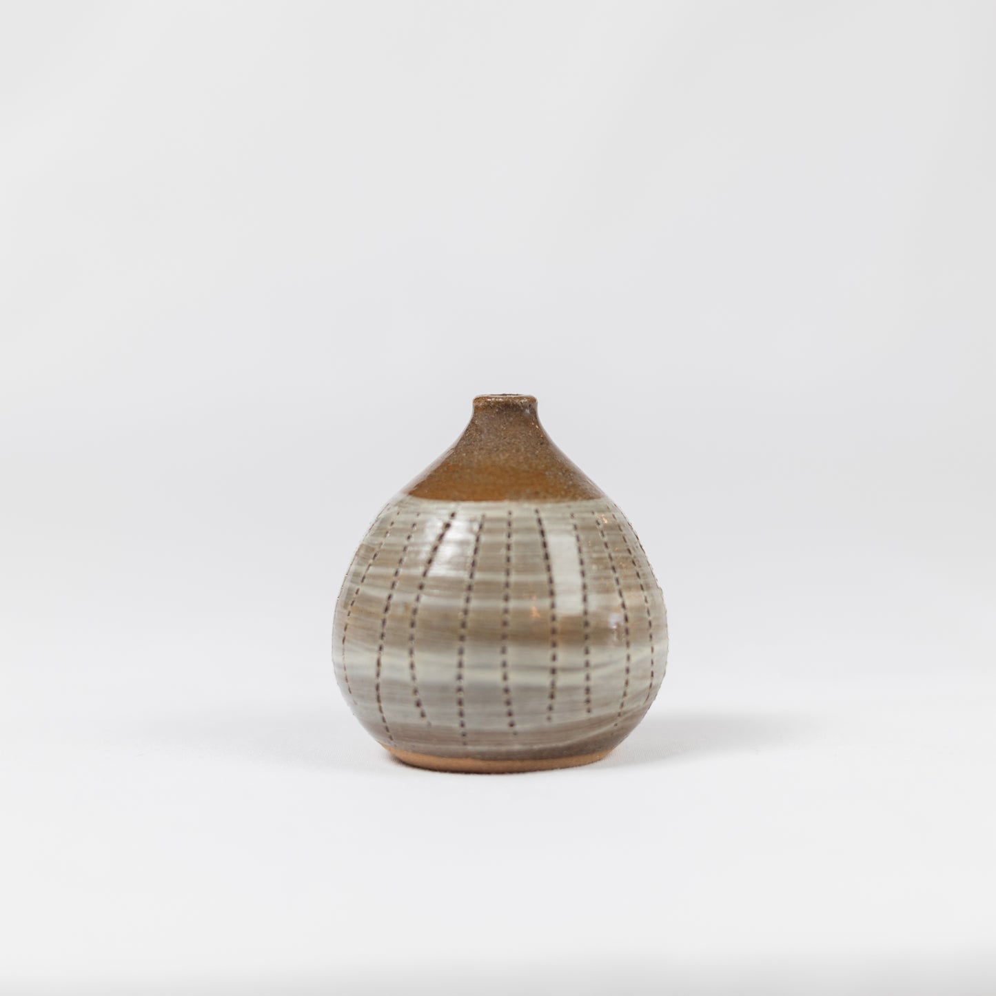 Gyokutozan - Ichirin Vase - Satsuma Ware