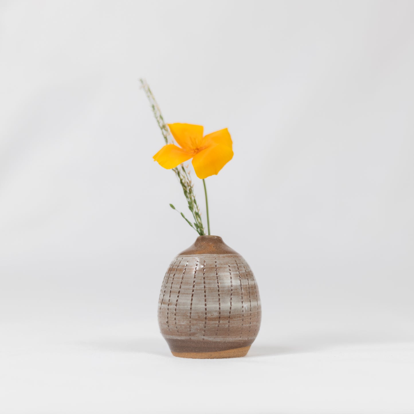 Gyokutozan - Ichirin Vase - Satsuma Ware