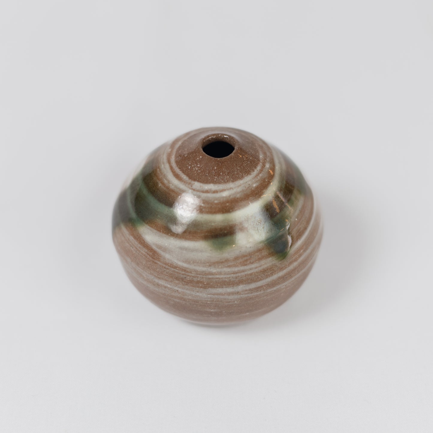 Gyokutozan - Ichirin Vase - Satsuma Ware