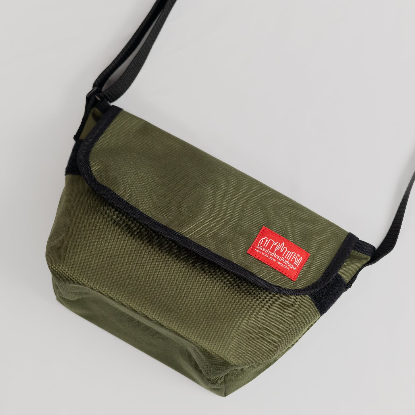 Manhattan Portage - Mini Ny Messenger Bag - Olive