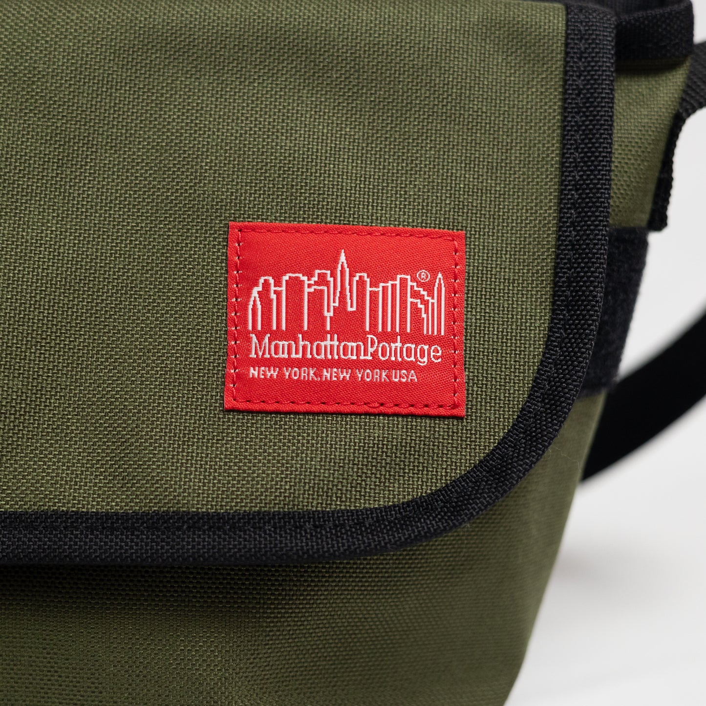 Manhattan Portage - Mini Ny Messenger Bag - Olive