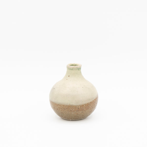Gyokutozan Satsumaware Ichirin Vase - S