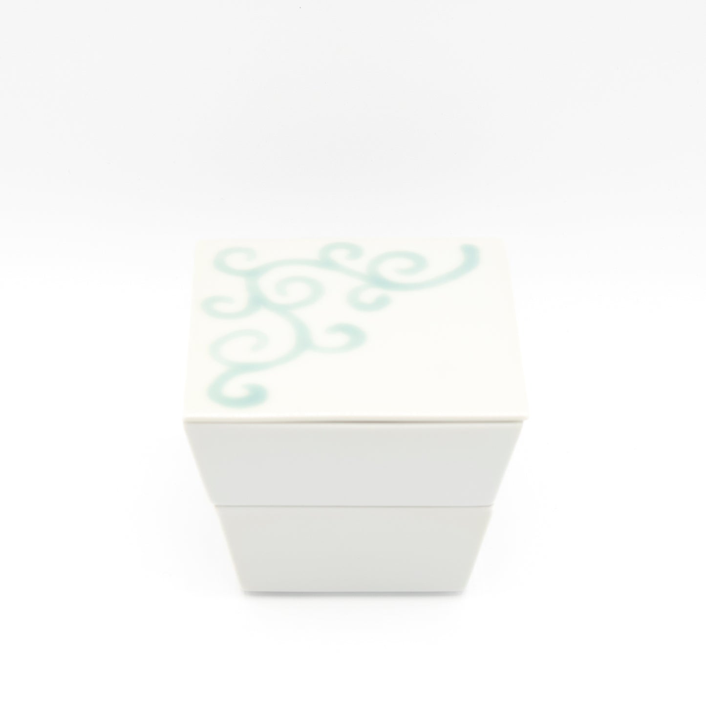 Seizan Kakewake Square Box - White | Imari Nabeshima Ware