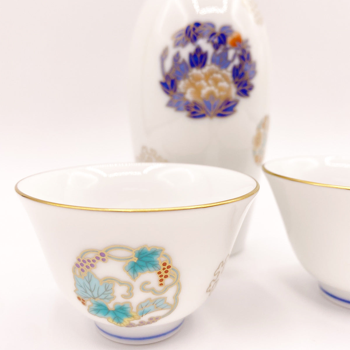 Koransha Porcelain Sake set | Arita Ware