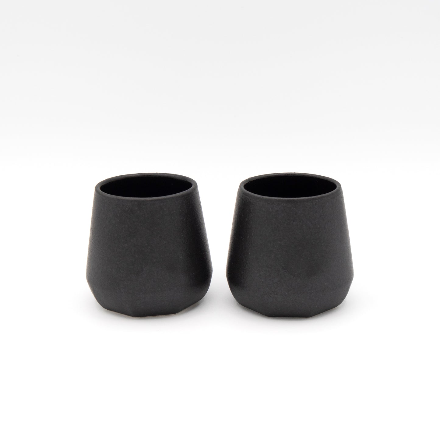 Utsuwa By Happa Stand - Yunomi「Usu」Kuro Set of Two