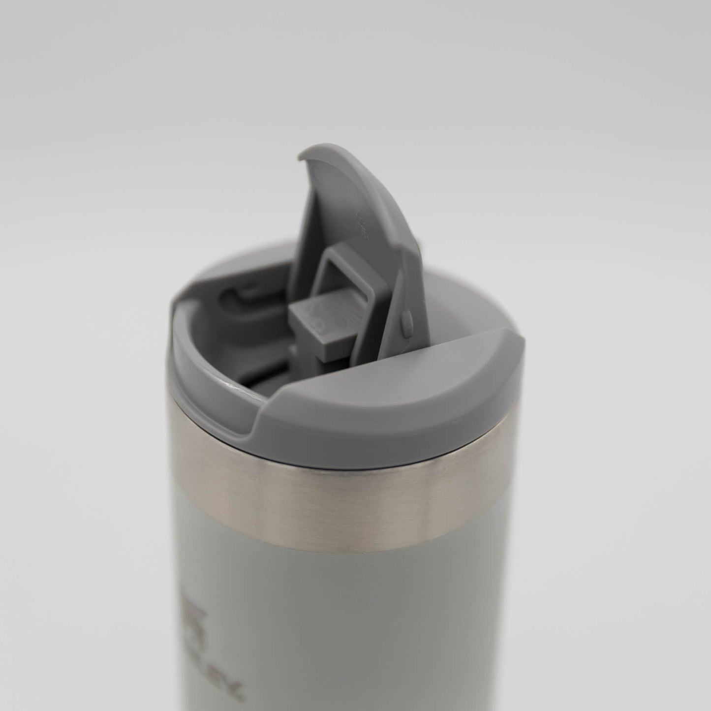 Stanley - The AeroLight™ Transit Bottle - Fog Glimmer