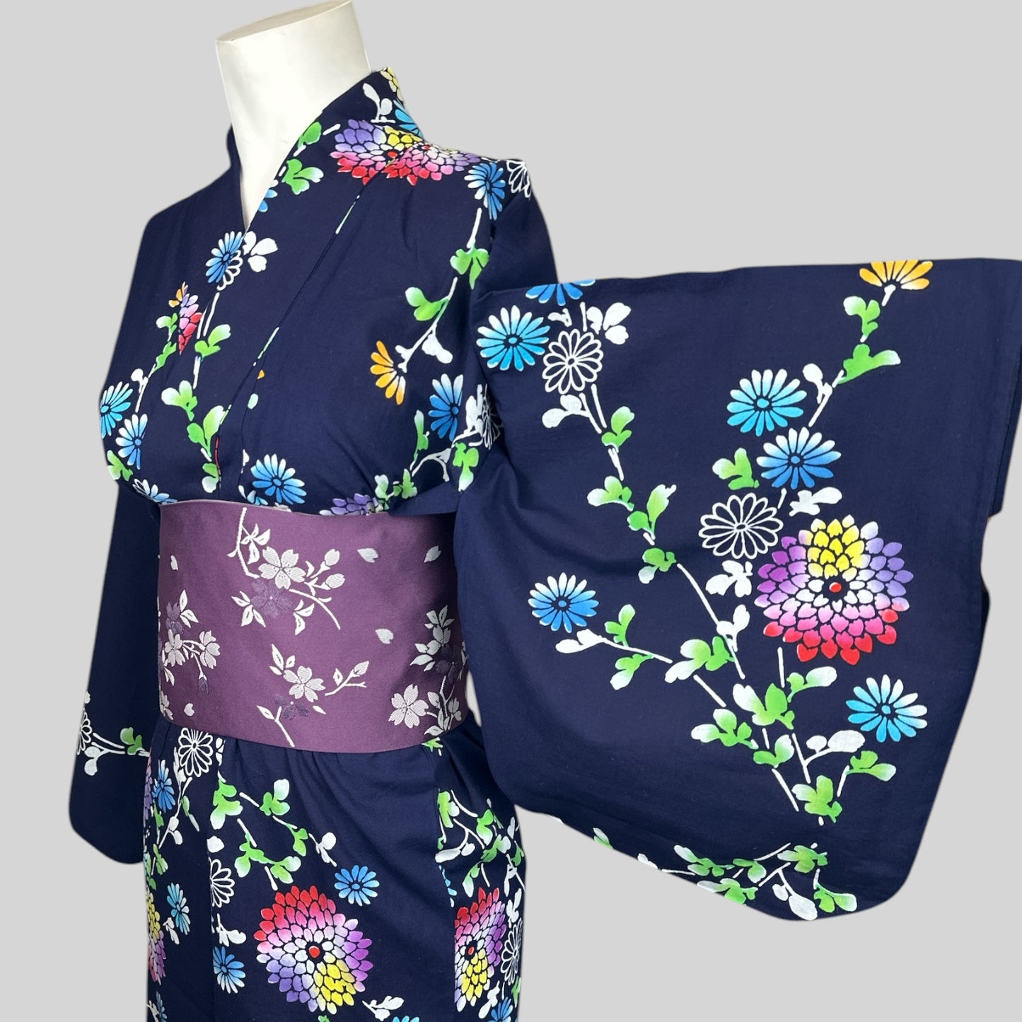 Vintage Retro Yukata Kimono - Twilight chrysanthemum