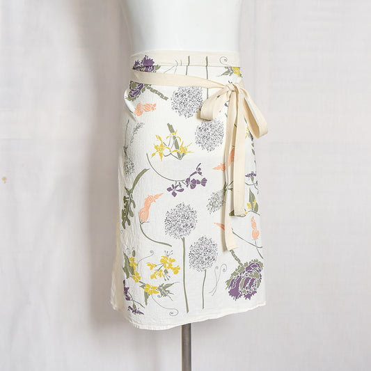 June December - Bistro Apron - Flowering Veggies